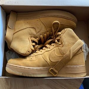 Wheat Air Force 1s (high tops)